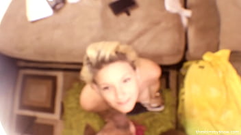 Exotic Teen poses - gorgeous